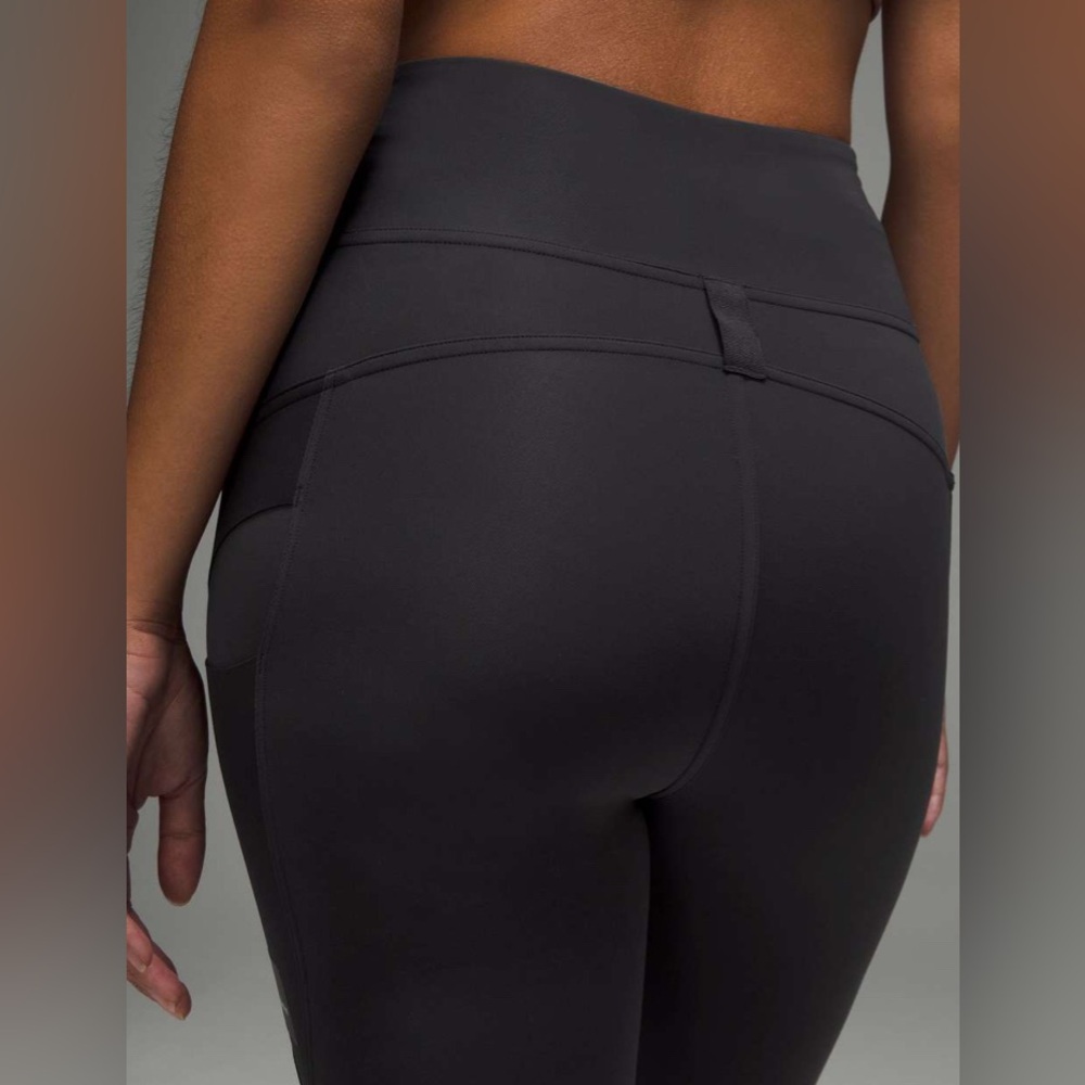 Lululemon Black Cargo Super-High-Rise Hiking Tight 25" Leggings Size 6 - Picture 4 of 12